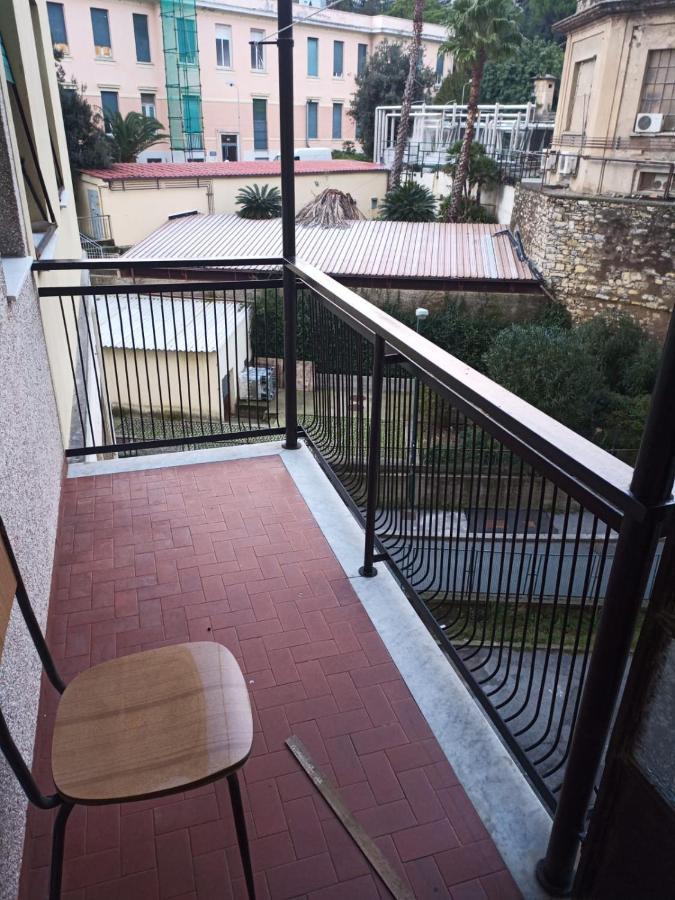 Dolce Notte, Near San Martino Hospital Bed and Breakfast Genua Buitenkant foto