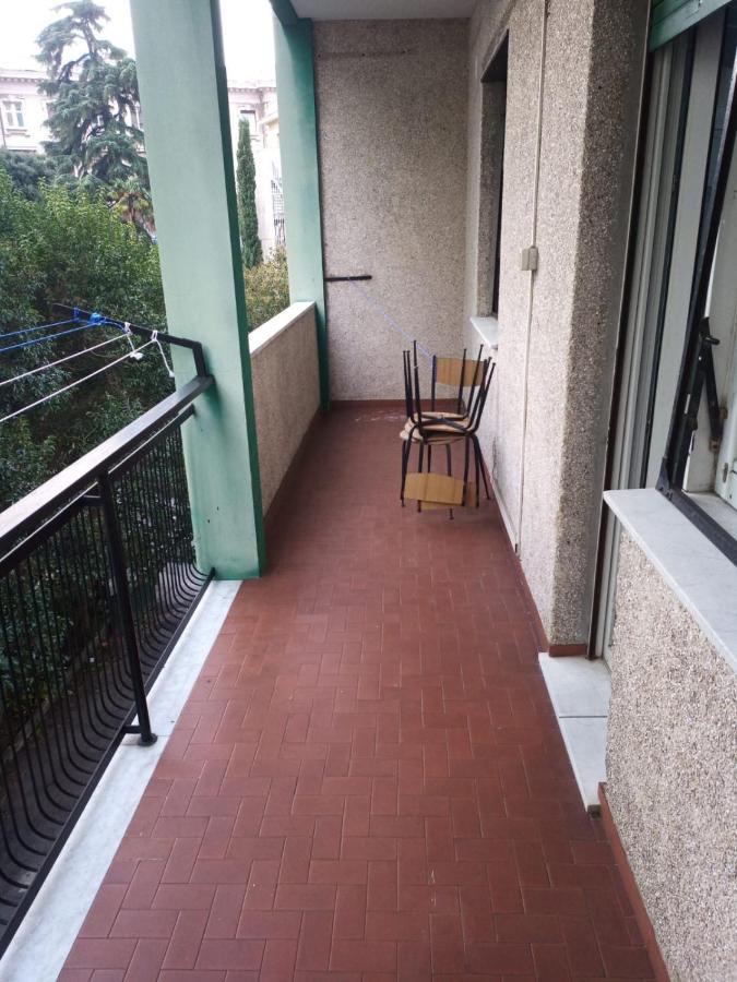Dolce Notte, Near San Martino Hospital Bed and Breakfast Genua Buitenkant foto