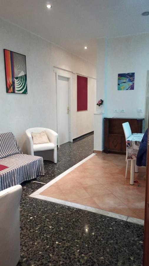 Dolce Notte, Near San Martino Hospital Bed and Breakfast Genua Buitenkant foto